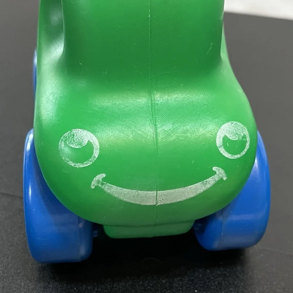 Vintage Little Tikes Chunky Green Dump Truck 6